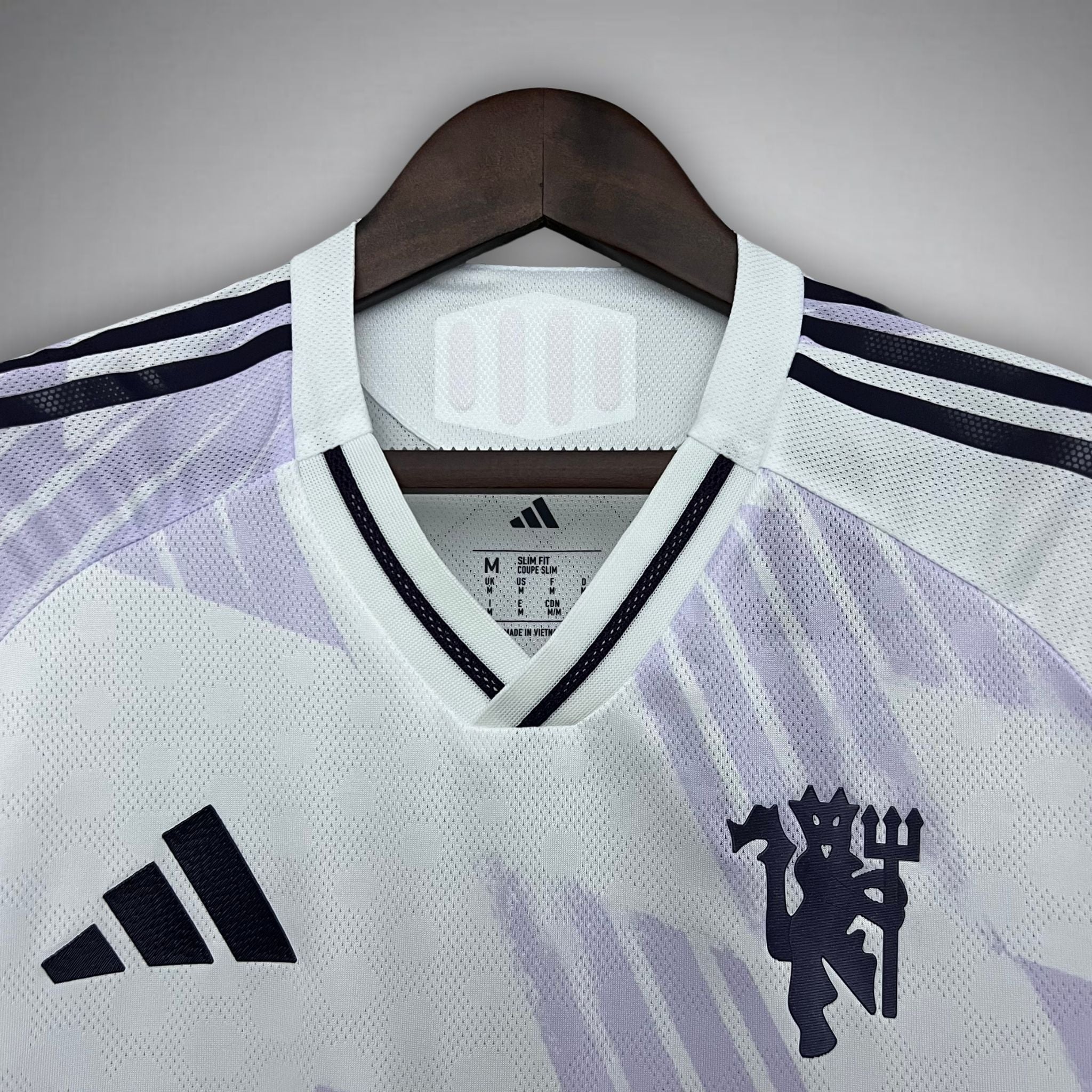MANCHESTER UNITED 25/26 AWAY KIT