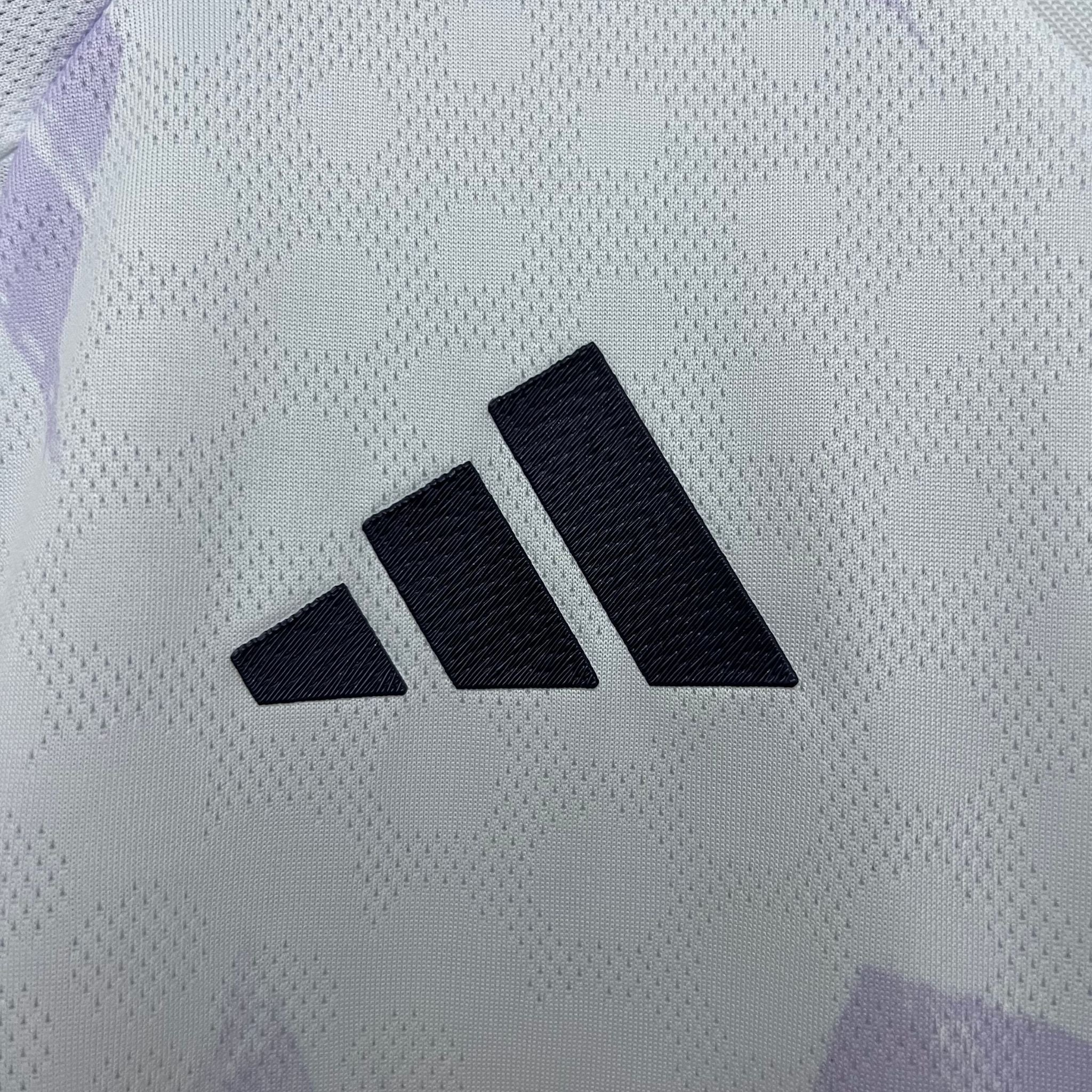 MANCHESTER UNITED 25/26 AWAY KIT