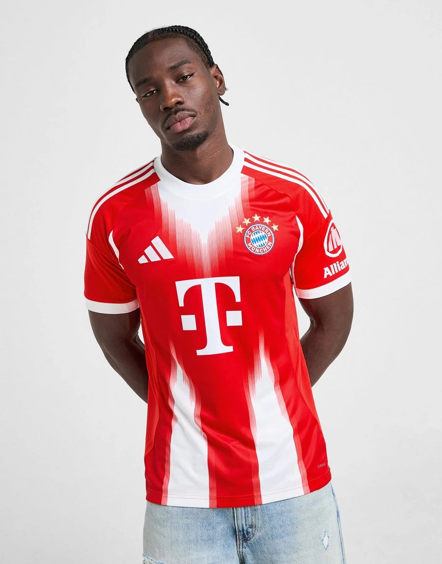 25/26 BAYERN MUNCHEN HOME KIT